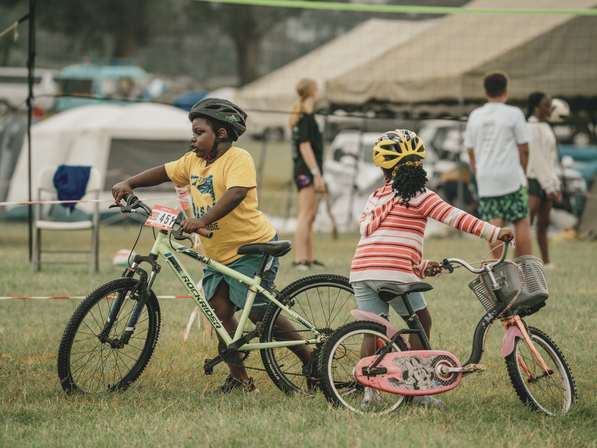 Children with bicycles at the festival